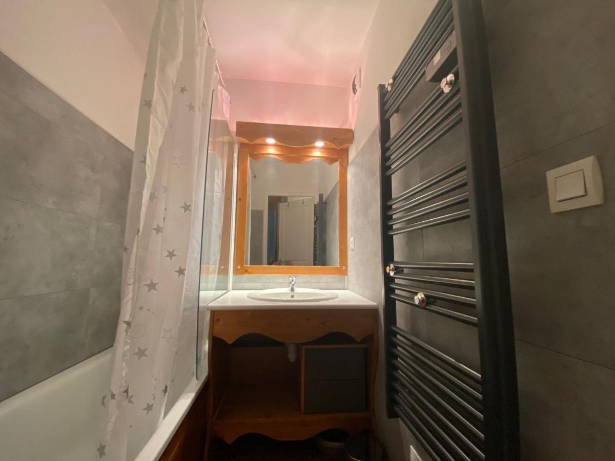 Au Bachat-Bouloud, Appartement 3 Pieces 6 Personnes Avec Balcon Plein Sud Chamrousse Dış mekan fotoğraf